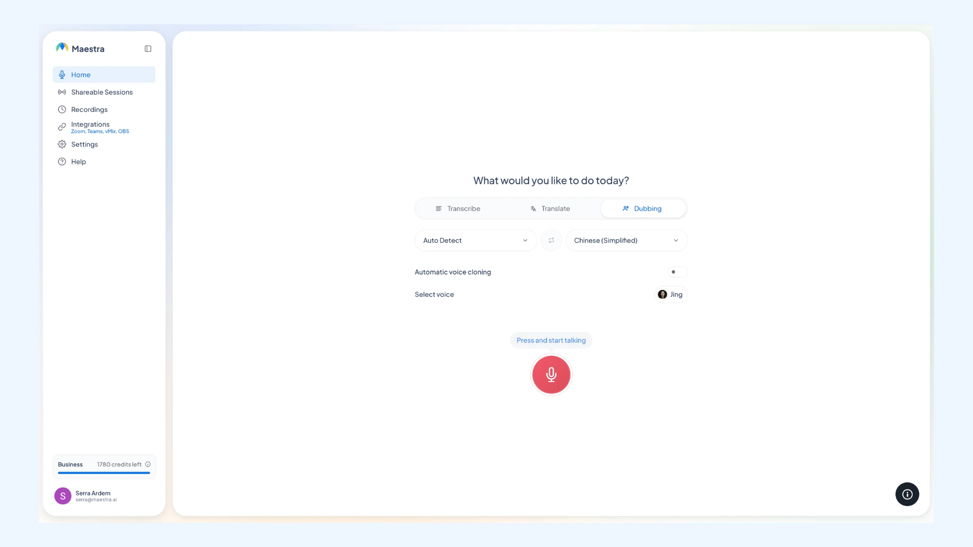 Maestra interface showing settings for live voice translation into Chinese (Simplified).