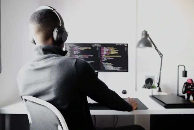 Voice Assistant Builders