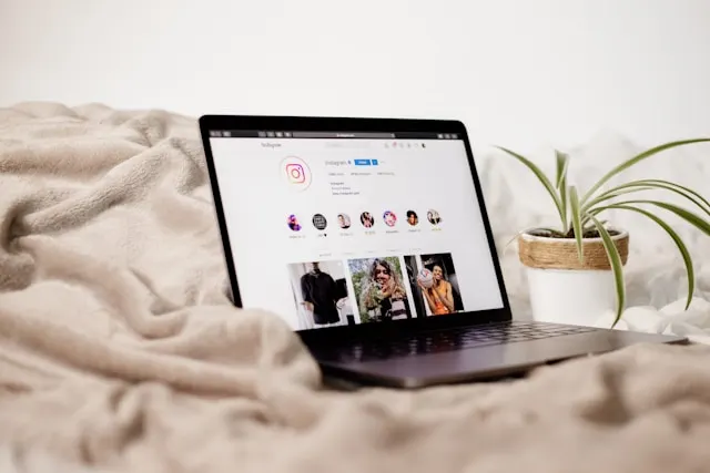 How to transcribe Instagram Reels online.