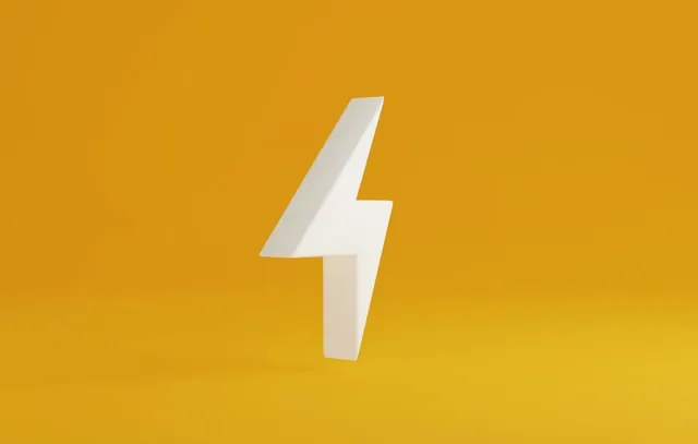 White lighting icon on yellow background, representing Flash Facts, one of the 5-minute games for virtual meetings